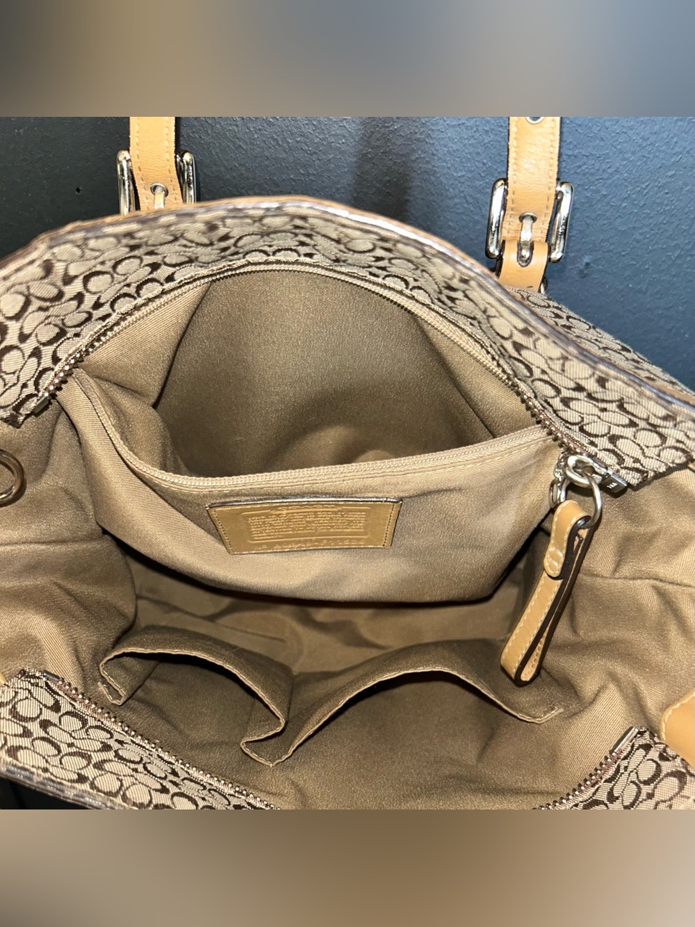Coach Signature Jacquard Leather Gallery Shoulder Tote Bag Iconic Mini Kissing C - Picture 14 of 16